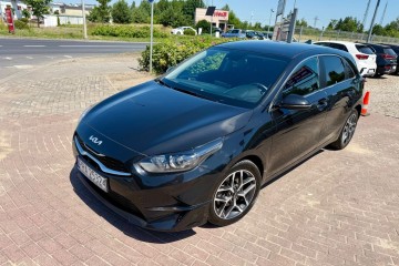 1.5 T-gdi 160PS NAVI Kamera 41.000 km !!!