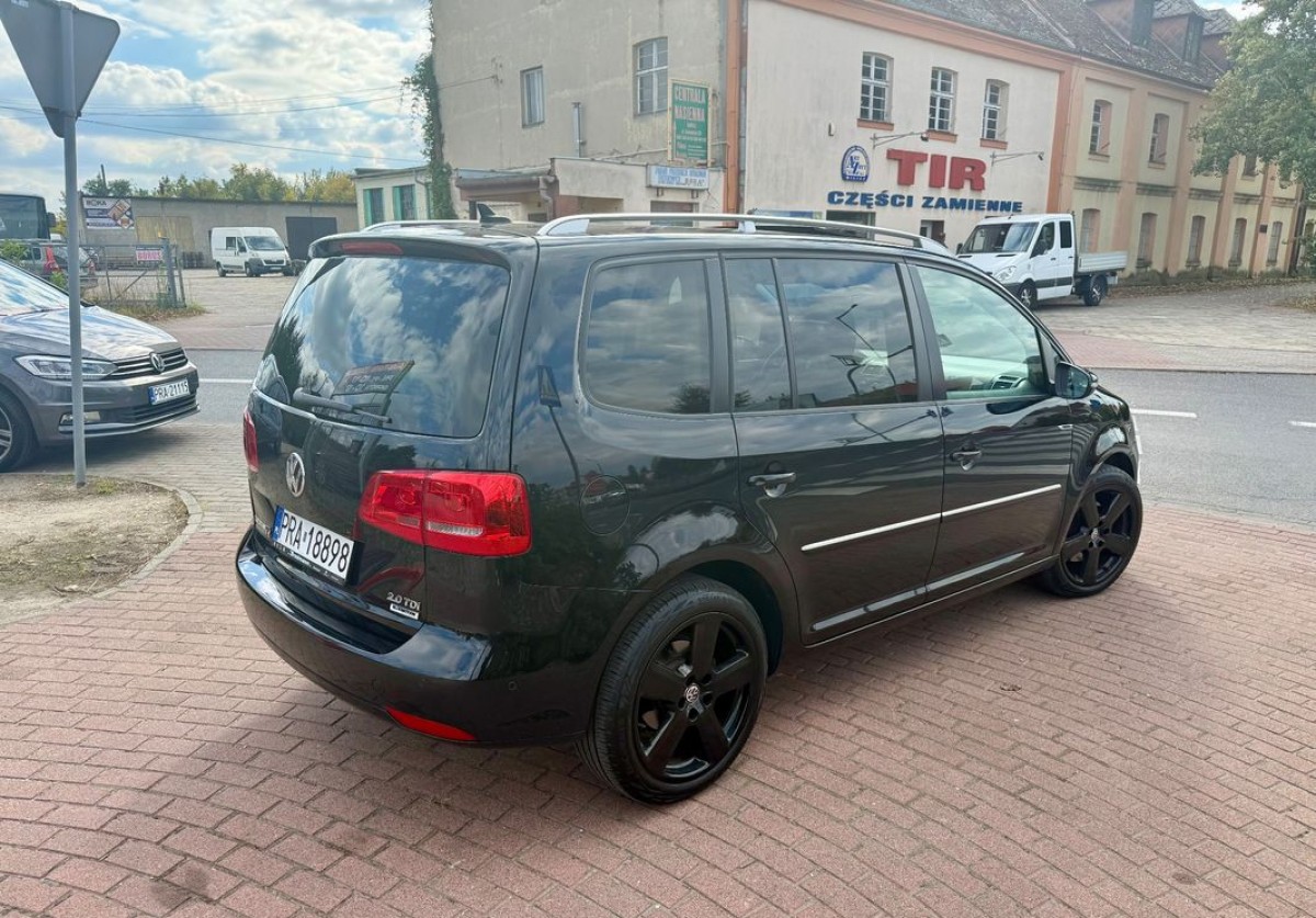 Volkswagen Touran