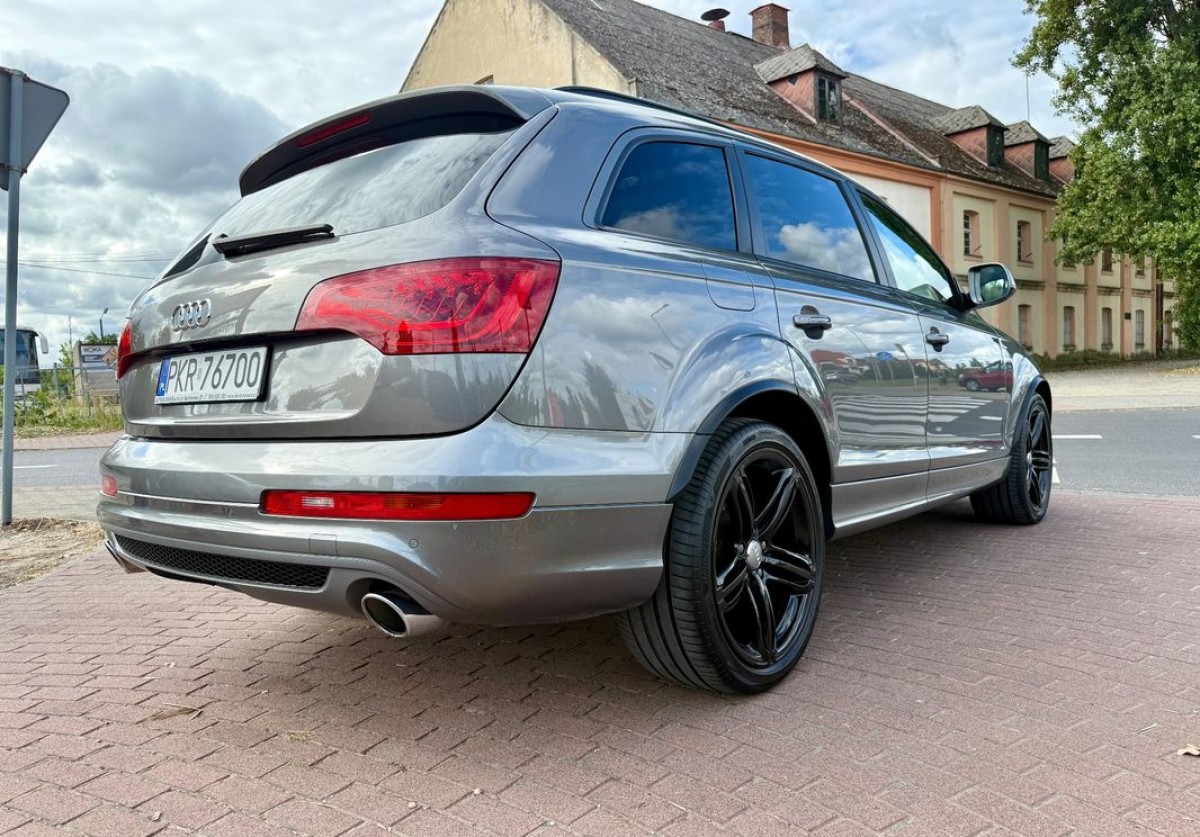 Audi Q7